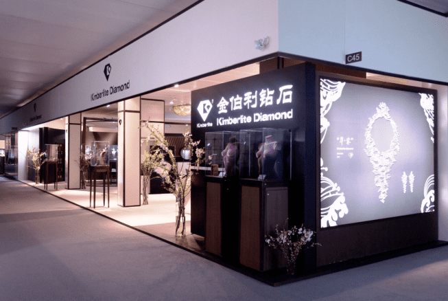 luxury lifestyle, luxury interiors, luxury, designer fashion, fashion designers, ecoluxluv, helen siwak, content creator, blogger, west coast blogger, ecoluxury, crueltyfree beauty, vegan, plantbased, Kimberlite Diamonds, South Granville, The Moon Goddess,