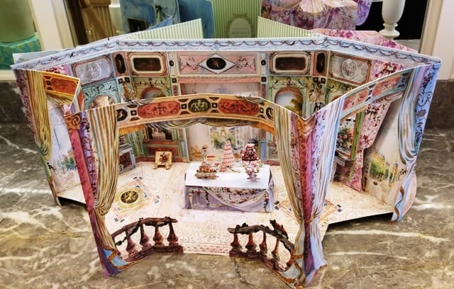 ecoluxury, ecoluxluv, yvr luxury, vancouver luxury, luxury lifestyle, luxury brand, luxury life, luxury zone,, laduree, robson street, french pastries, luxury lifestyle, helen siwak, ecoluxluv, vancouver, vancity, yvr, bc