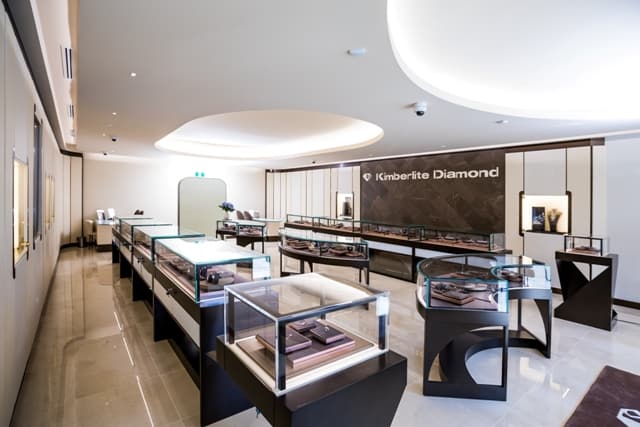 Kimberlite Diamonds, Sneak Peek, Moon Goddess, Erica Chen, Kellan Dong, South Granville, Vancouver, BC, Vancity, YVR, Helen Siwak, EcoLuxLuv, Luxury Lifestyle, lifestyle blogger, fashion blogger, cutler design, retail insider