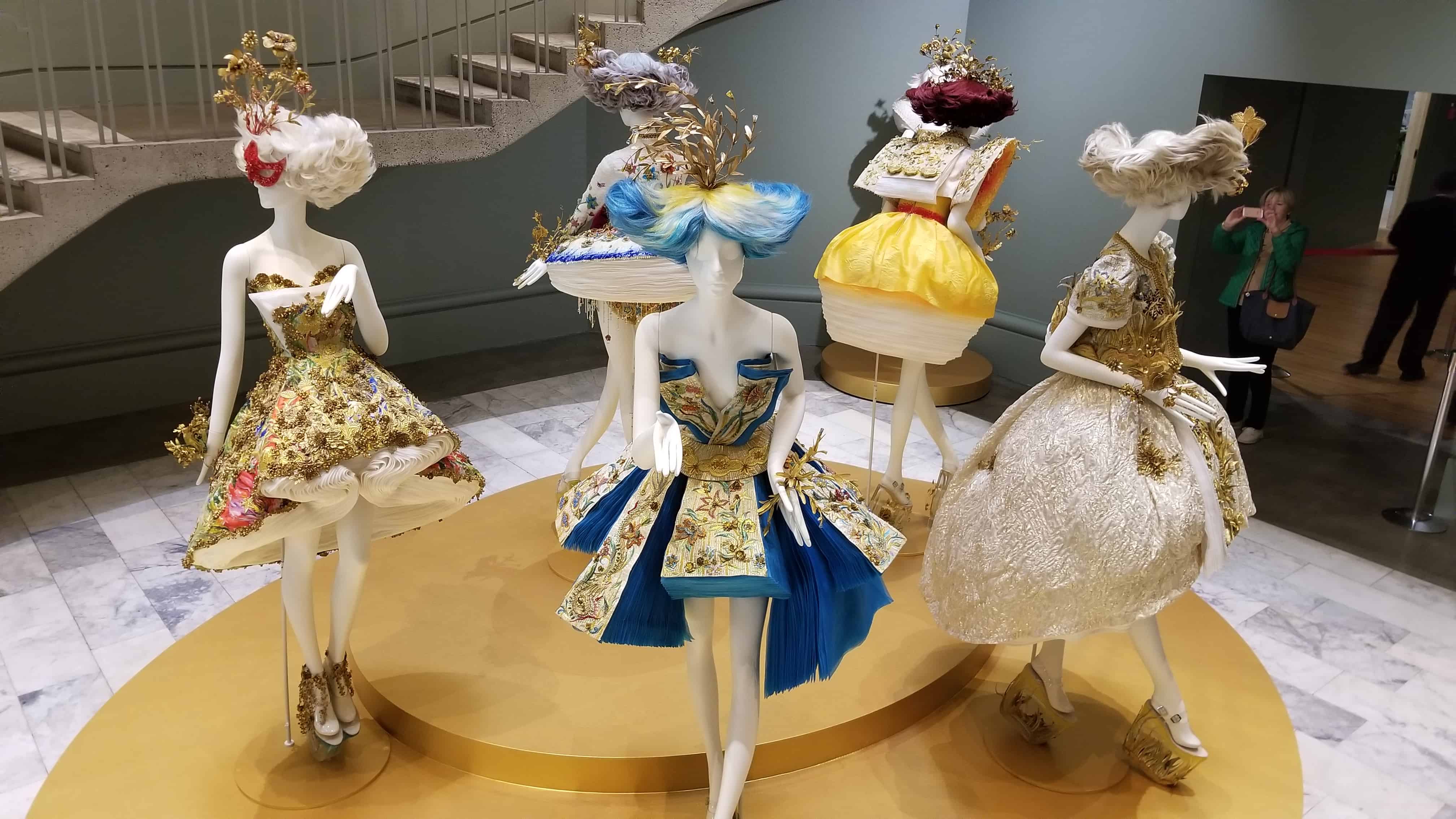 Helen Siwak, EcoLuxLuv, Couture Beyond, Guo Pei, VAG, Haute Couture, Exhibition, Vancouver, BC, Vancity, YVR, BC, luxury lifestyle, haute couture, couture designs, chinese couture