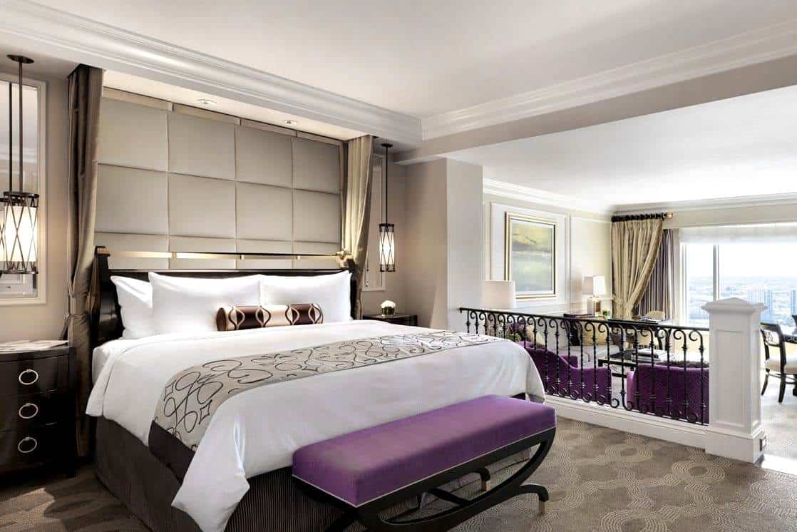 EcoLuvLuv, Travel, Turnabout Luxury Resale, Las Vegas, Green Hotels, Vancouver, Vancity, BC, YVR, 604, Helen Siwak, alexander mcqueen, roberto cavalli, dolce and gabbana, vic matie, miu miu, giambattista valli, laurel, the venetian hotel, vacation, luxury get-away