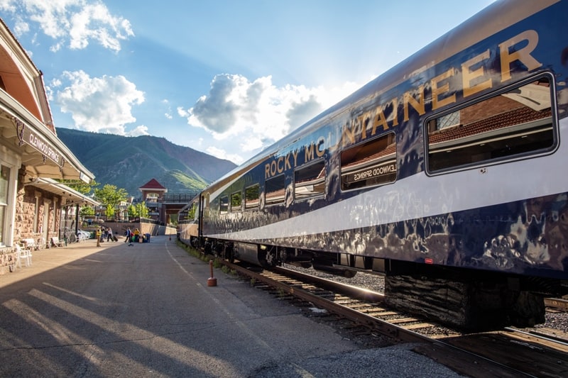 Rocky Mountaineer Rolls Through the Red Rocks of the Southwest USA