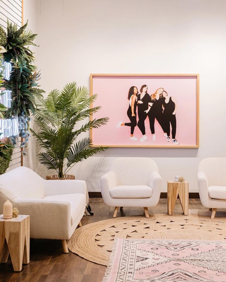smash tess, popup store, coquitlam centre, helen siwak, ecoluxlifestyle, rompers